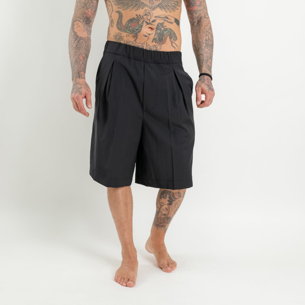 Bermuda  con pinces loose