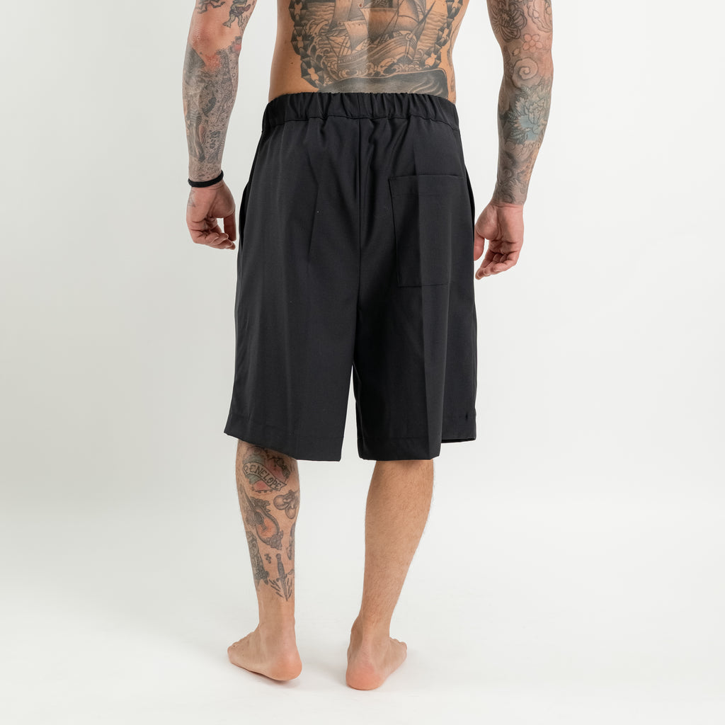Bermuda  con pinces loose