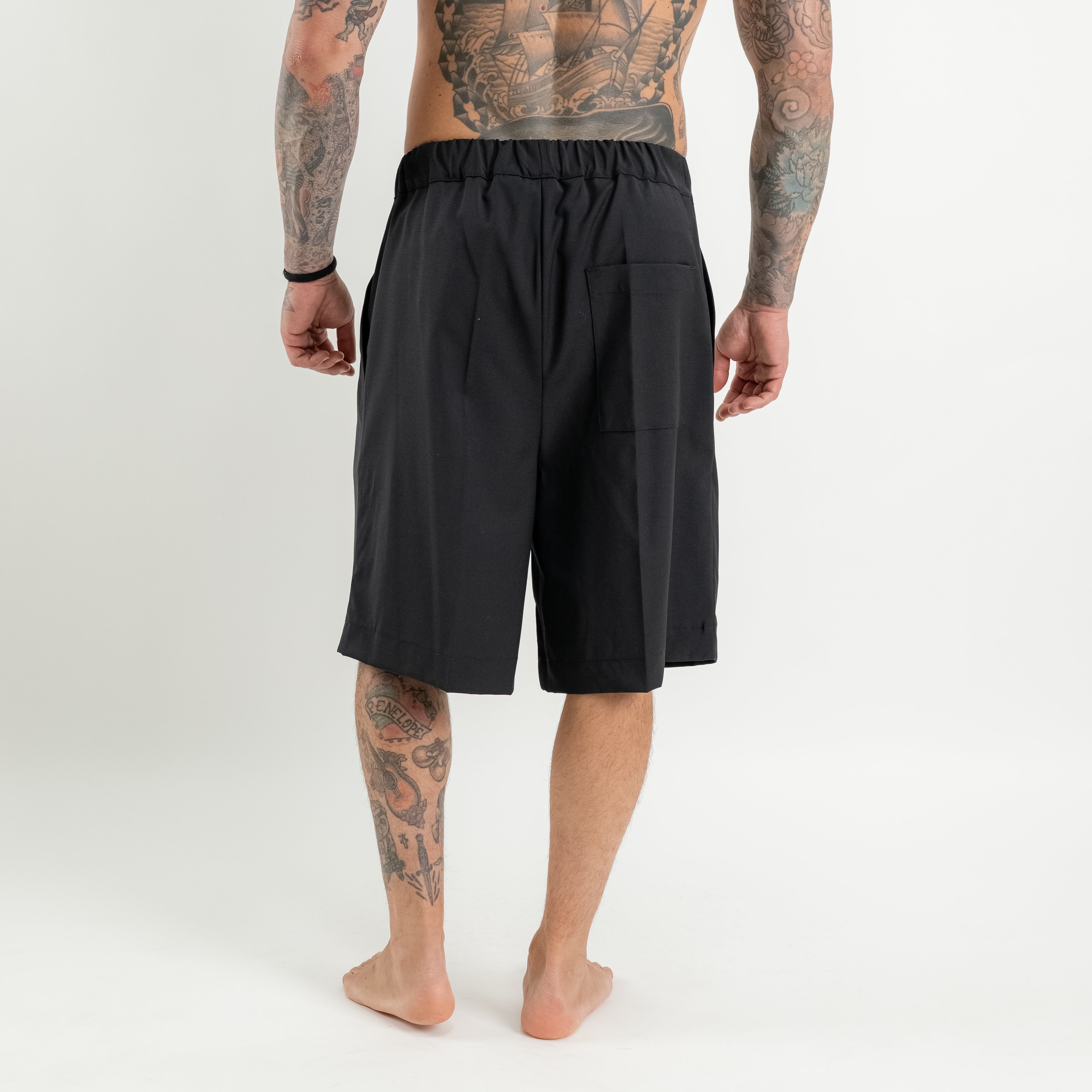 Bermuda  con pinces loose