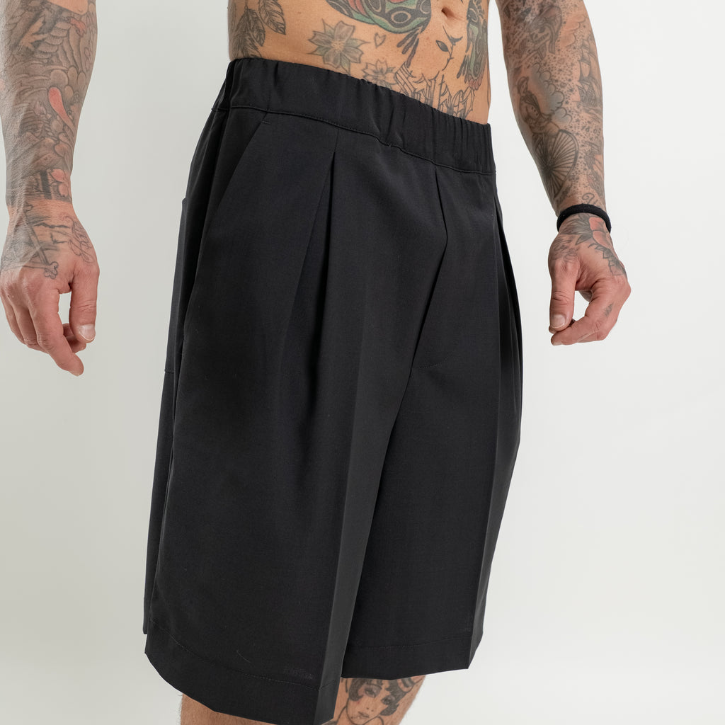 Bermuda  con pinces loose