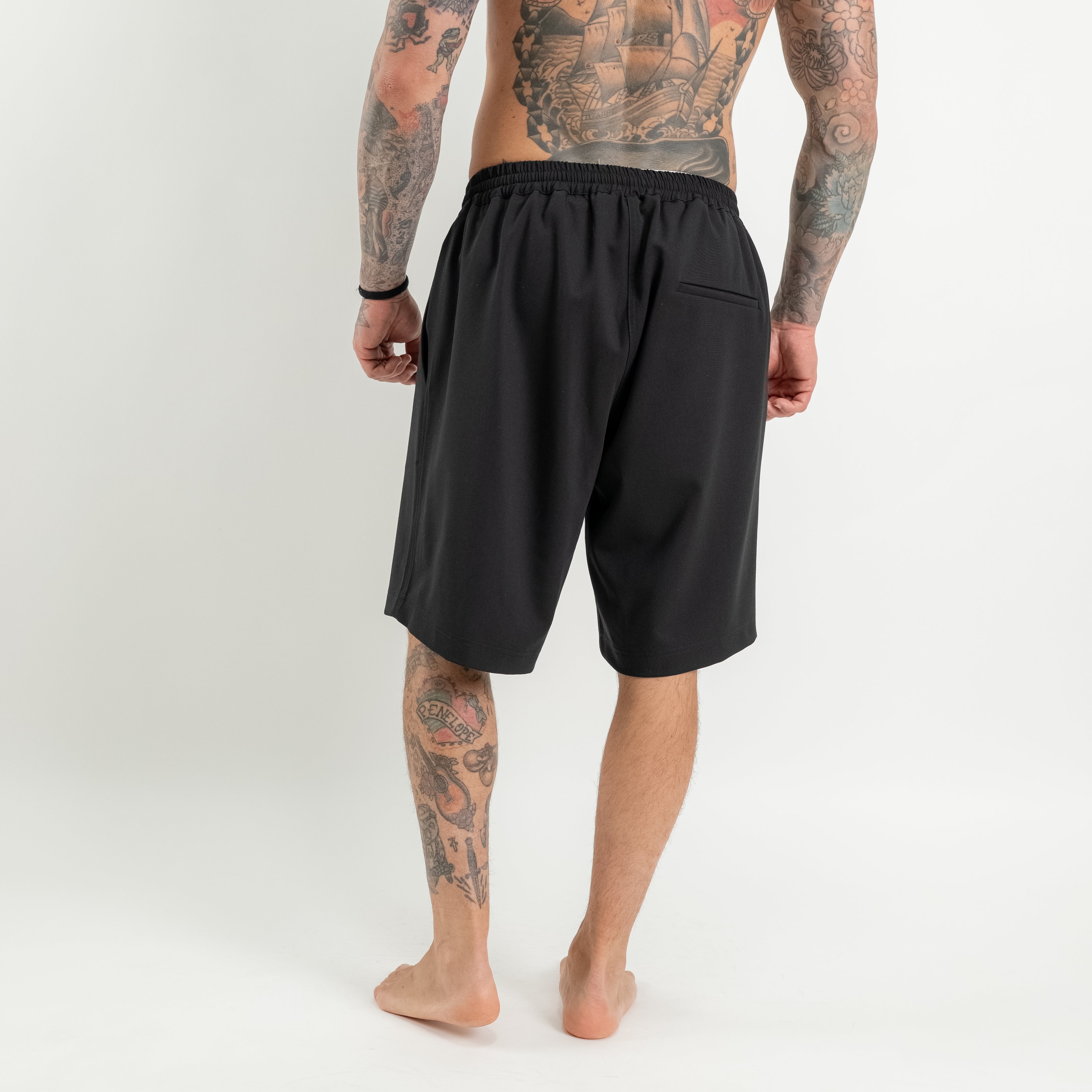 Relaxed fit Bermuda shorts