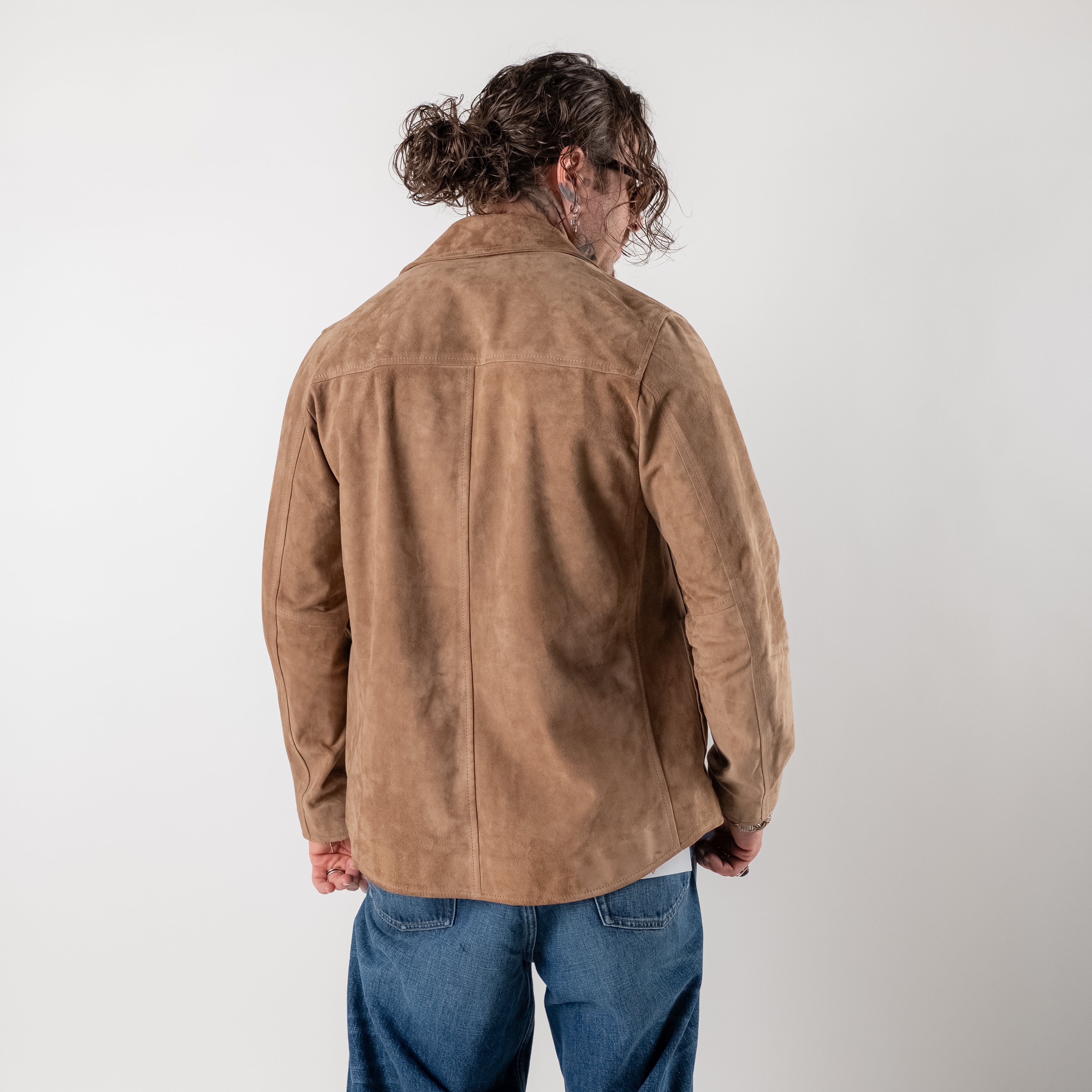 Giacca in pelle scamosciata con tasche applicate
