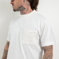 T-shirt con collo e taschino in maglia di cotone