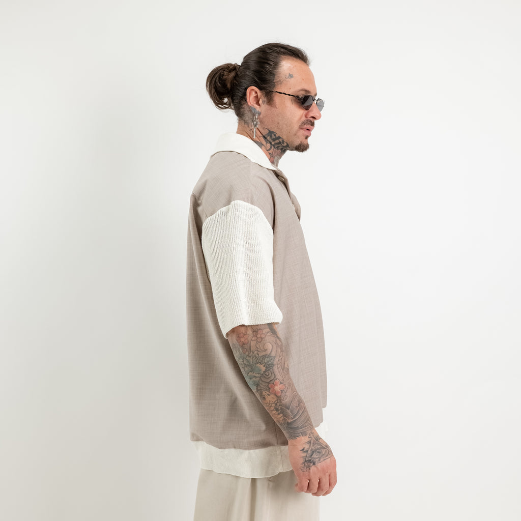 Polo oversize in fresco lana con collo e maniche in maglia di cotone