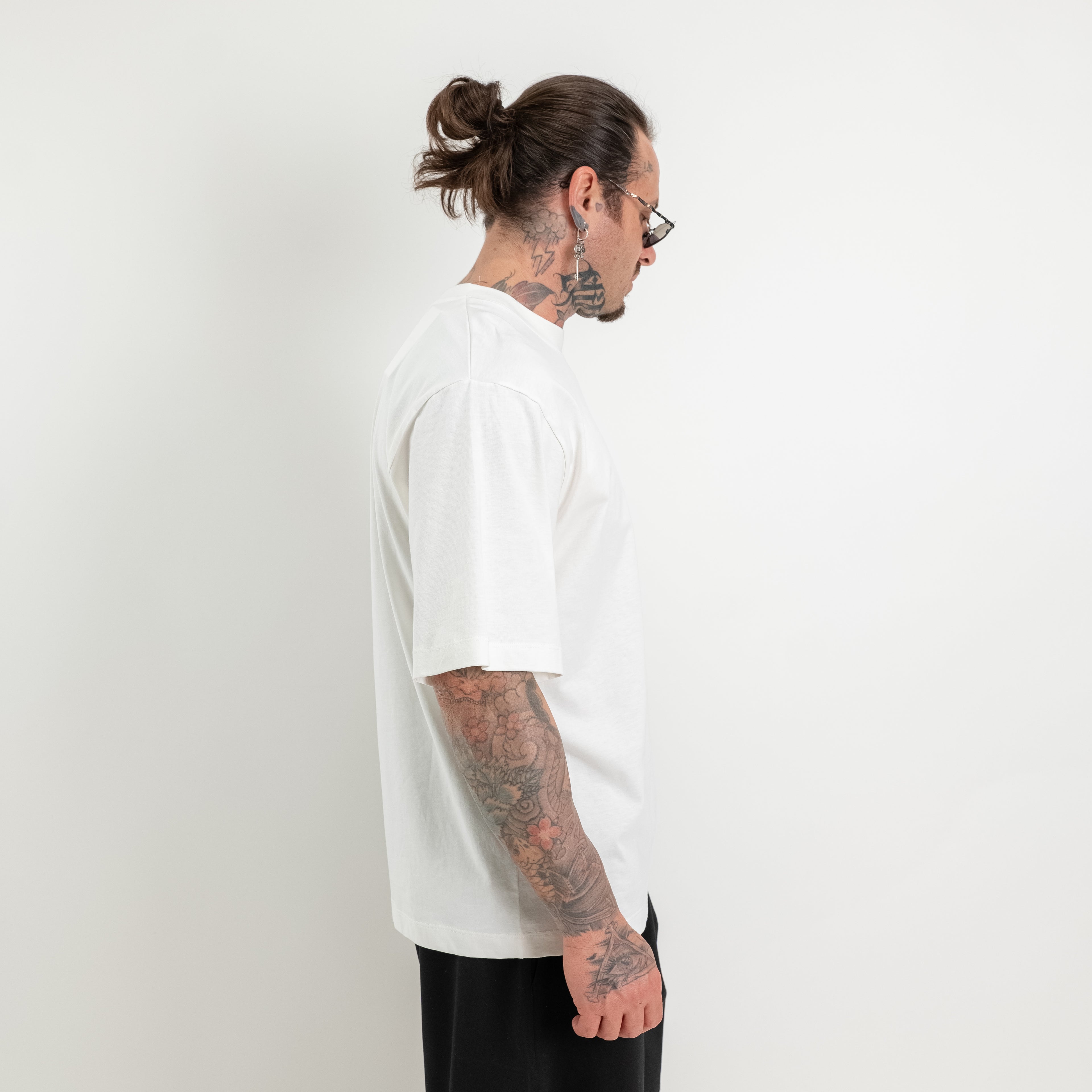 Oversized embroidered T-shirt