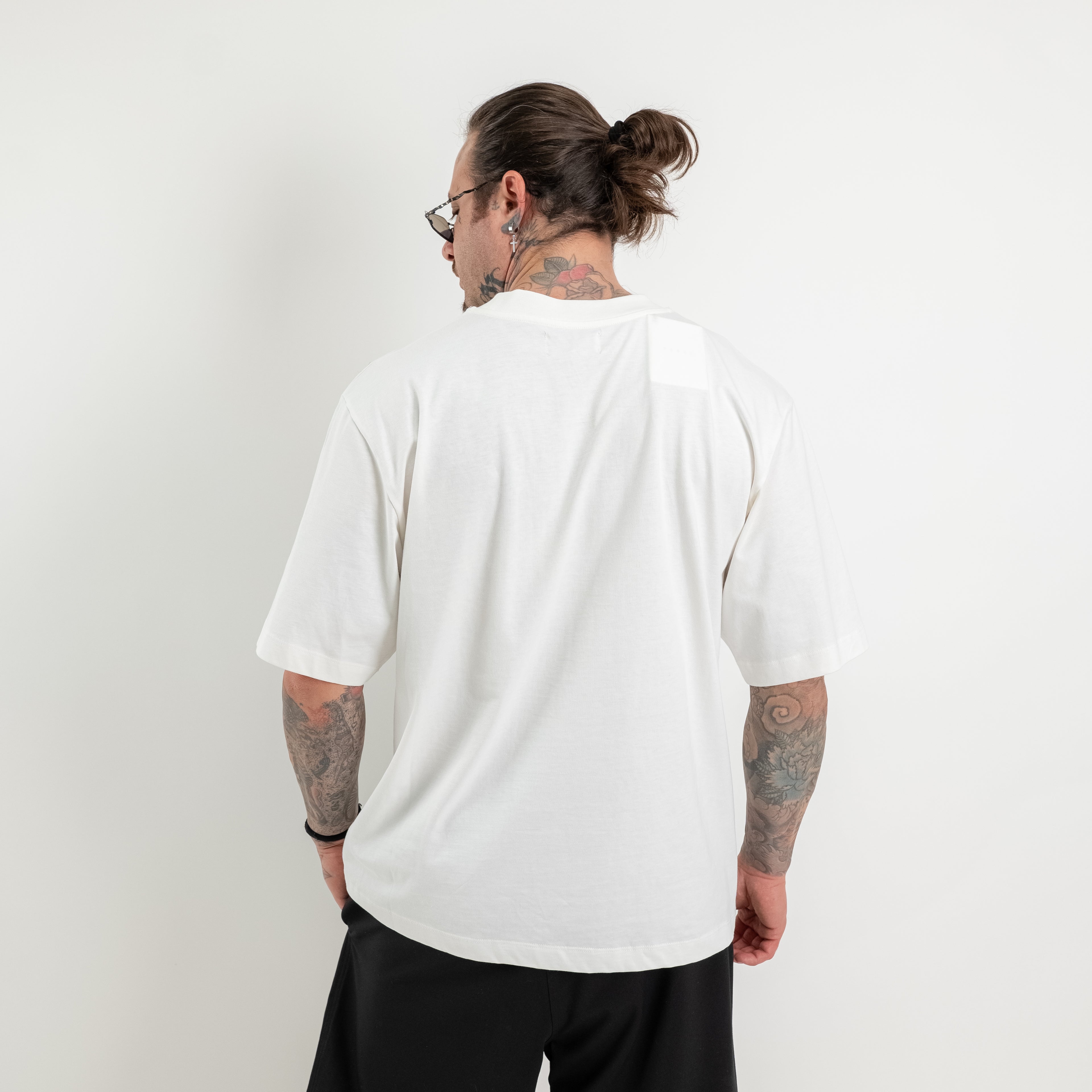 Oversized embroidered T-shirt