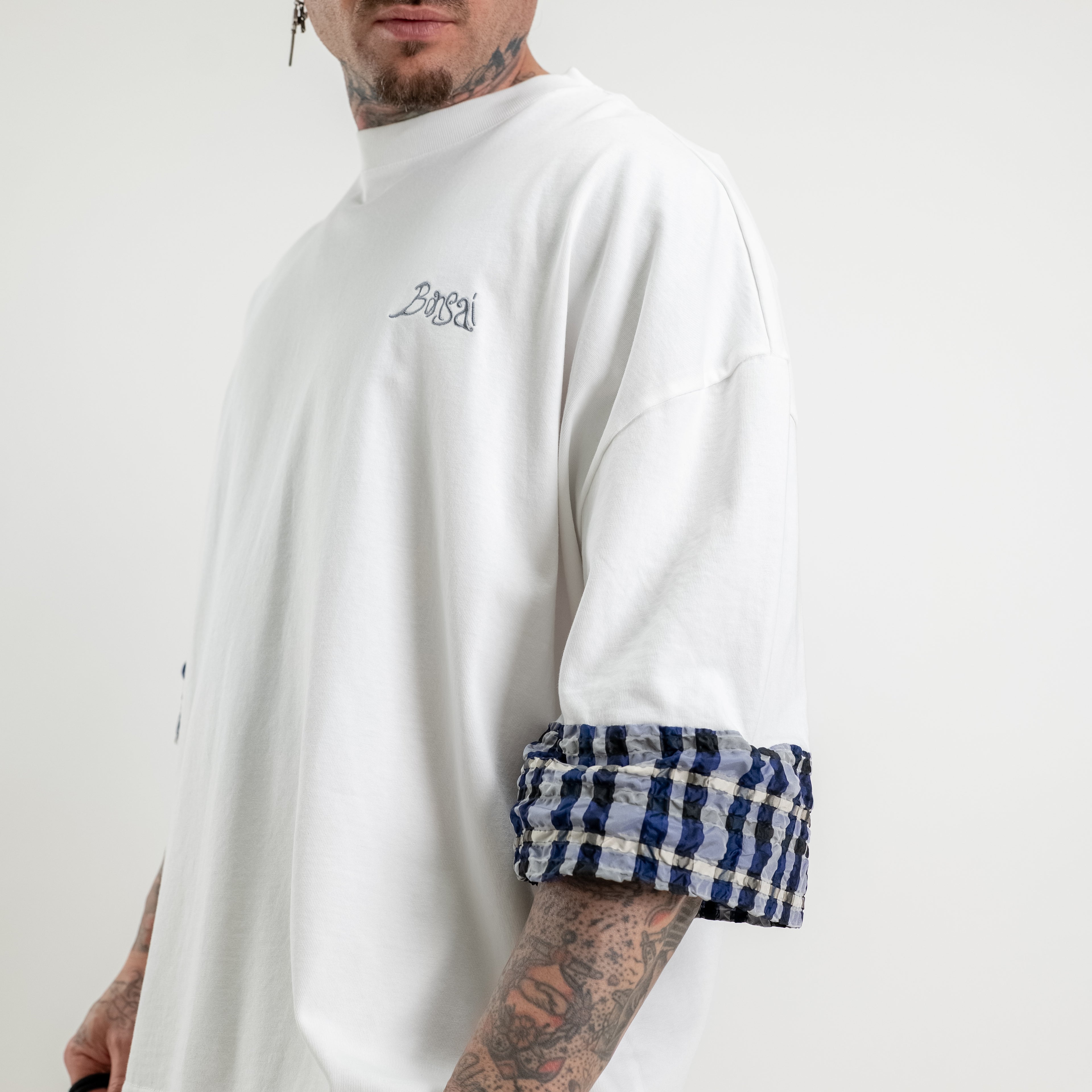 T-shirt folded sleeve