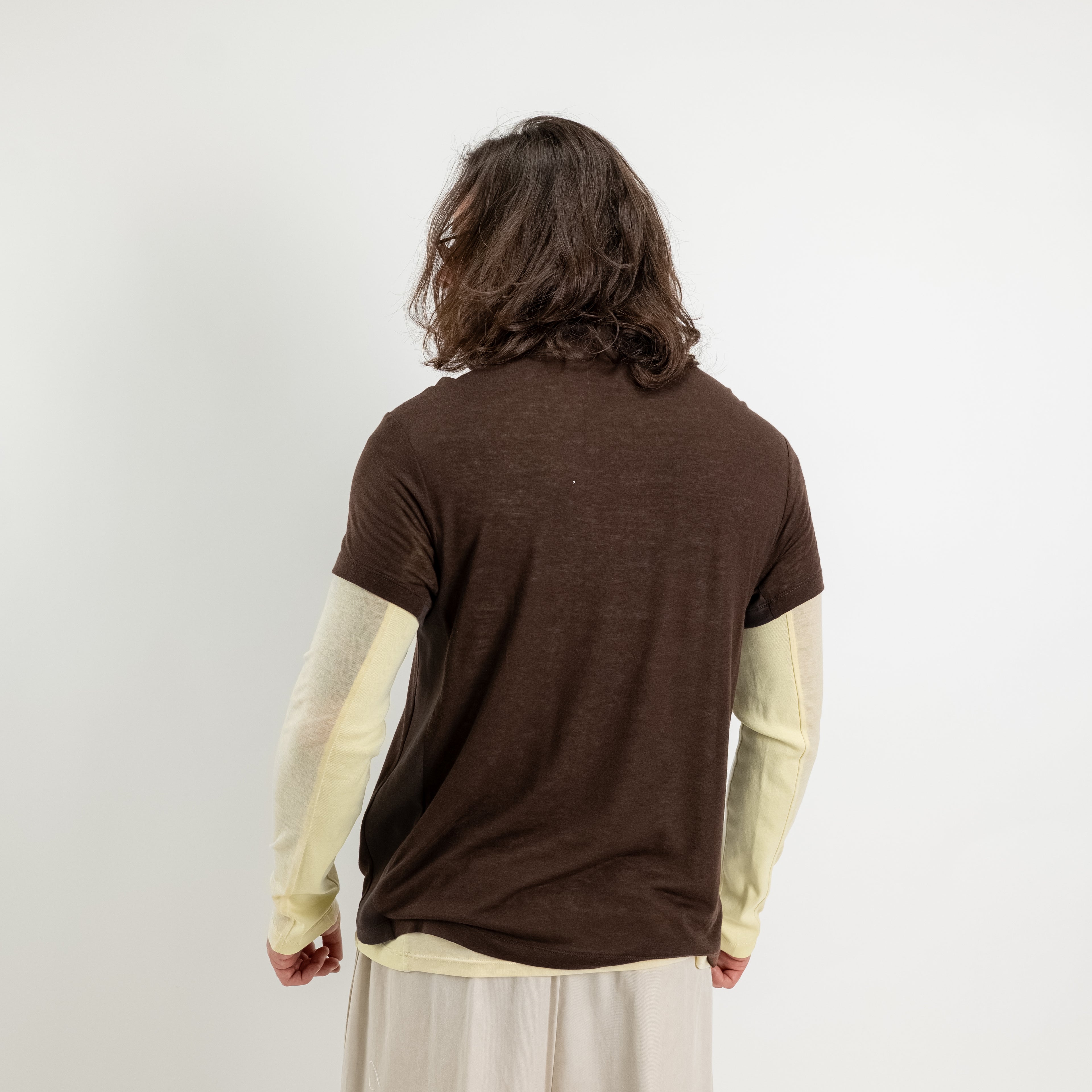 T-shirt stratificata