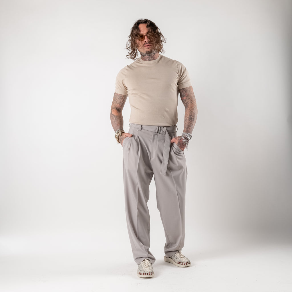 Wool blend trousers with pleats and waistband