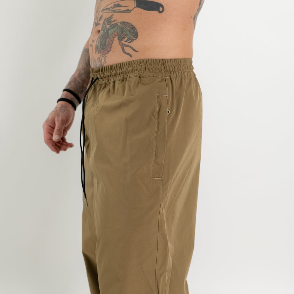 Pantalaccio con elastico in vita