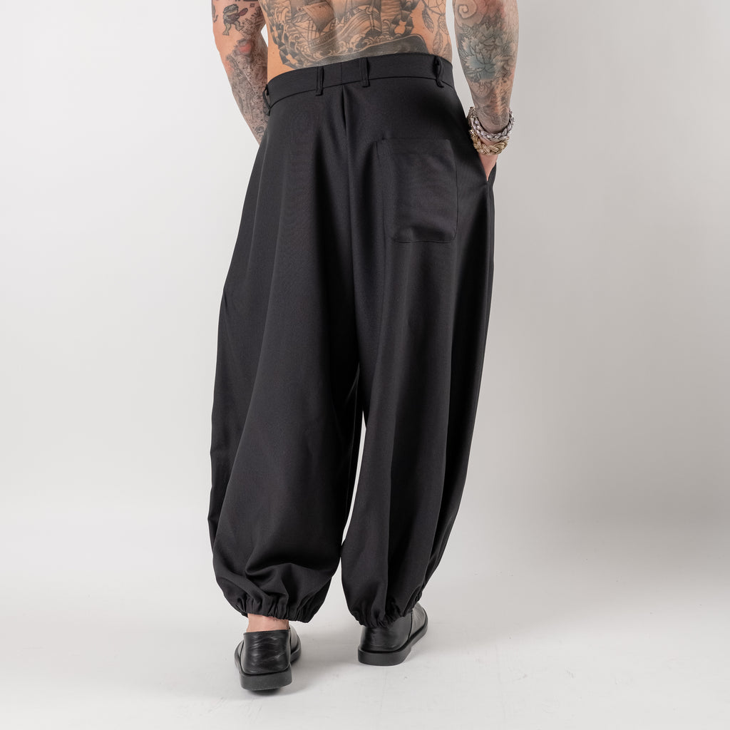 Ballon trousers in cool wool