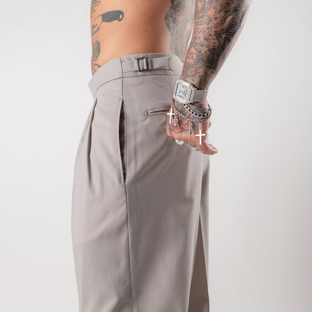 Cool wool trousers with side buckle