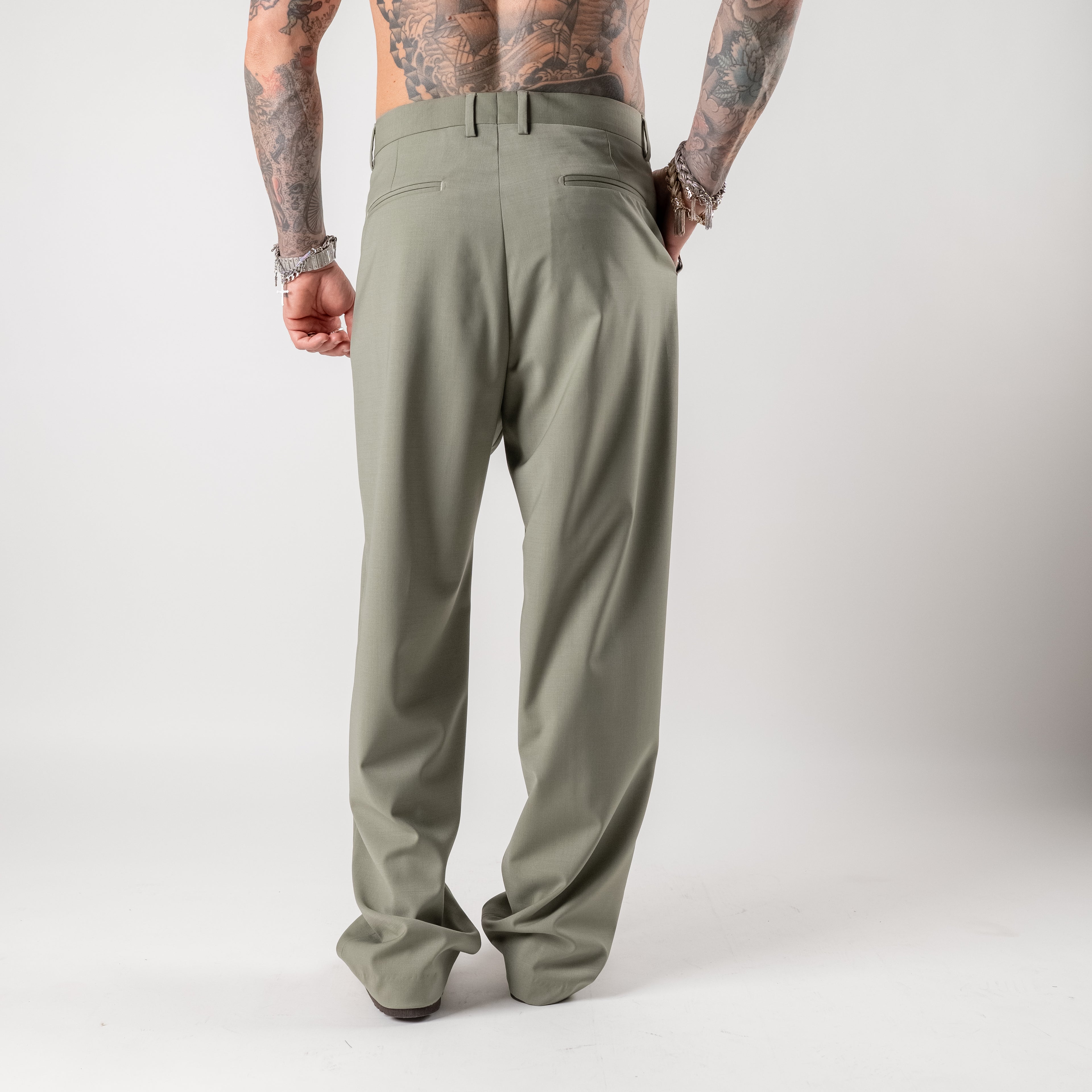 Double-pleated wide-leg trousers