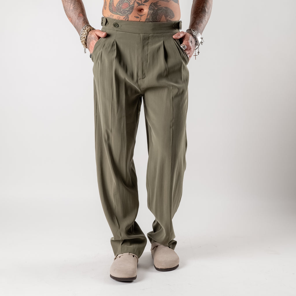 Double-pleated trousers with side cupro ties
