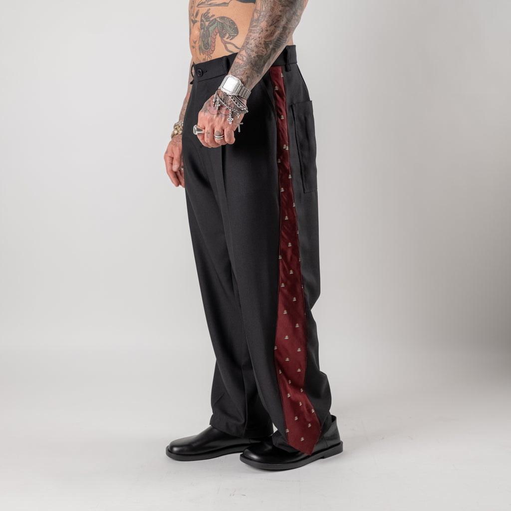 Tailored trousers with tie detail in cool wool