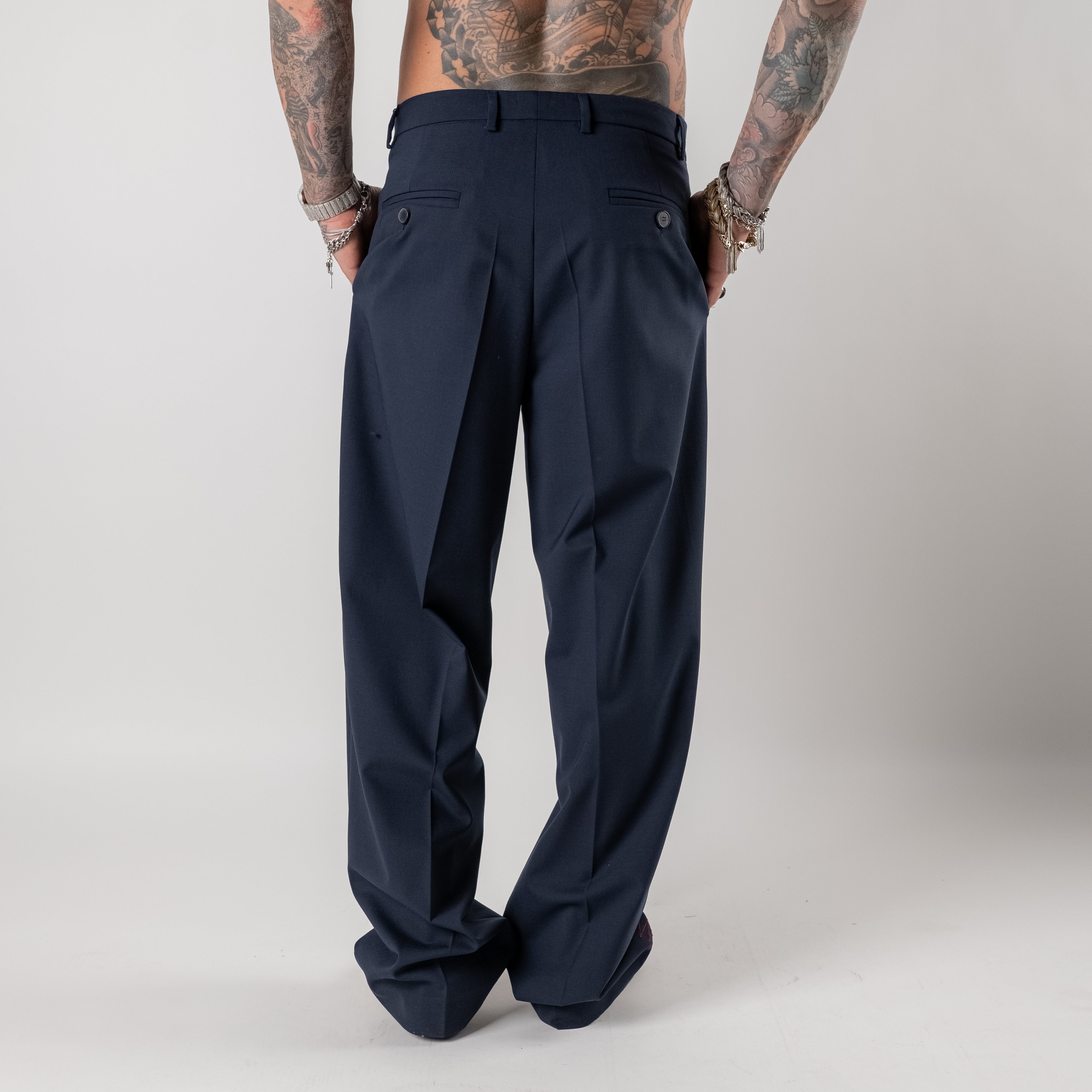 Wide-leg tailored trousers with pleats