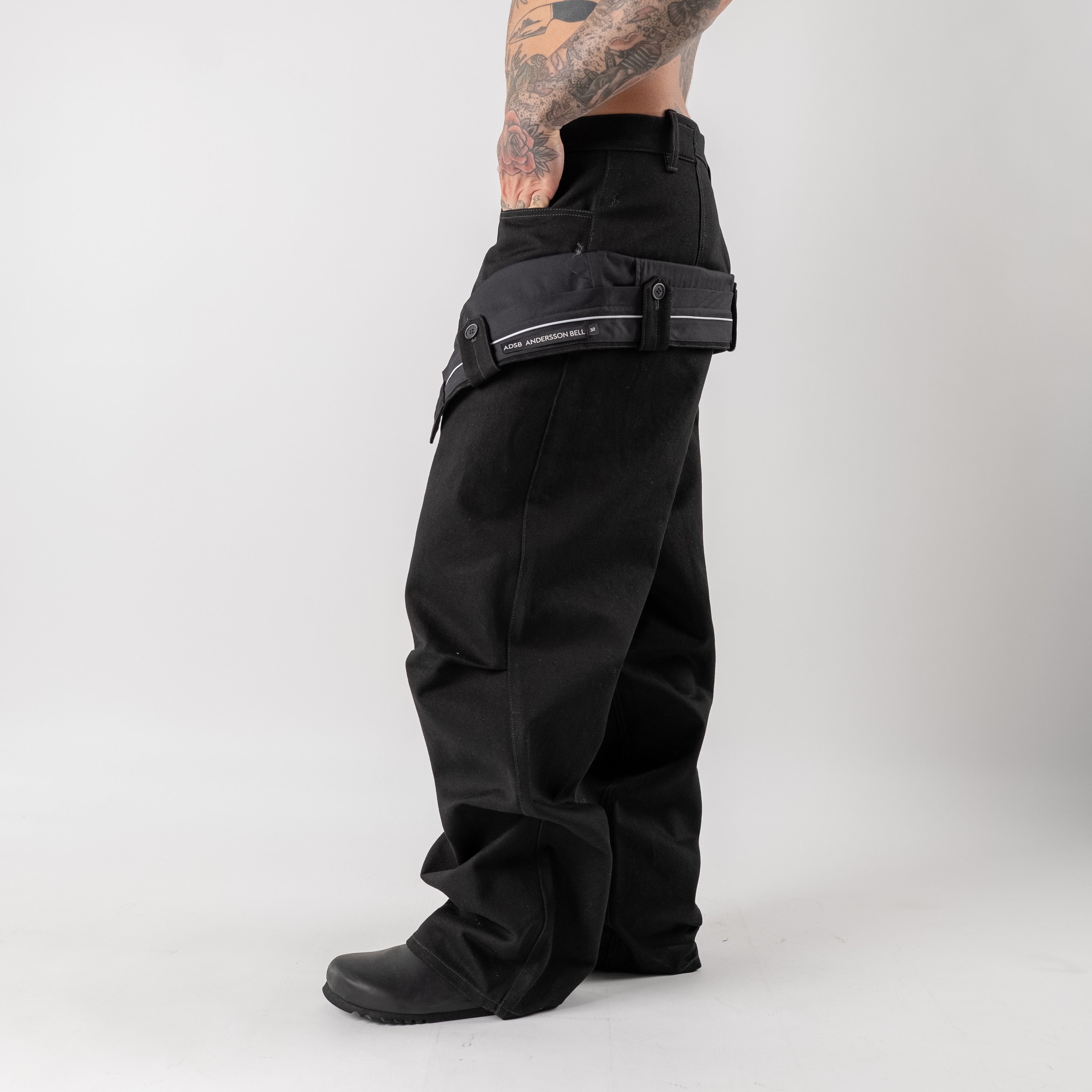 Double-waisted trousers