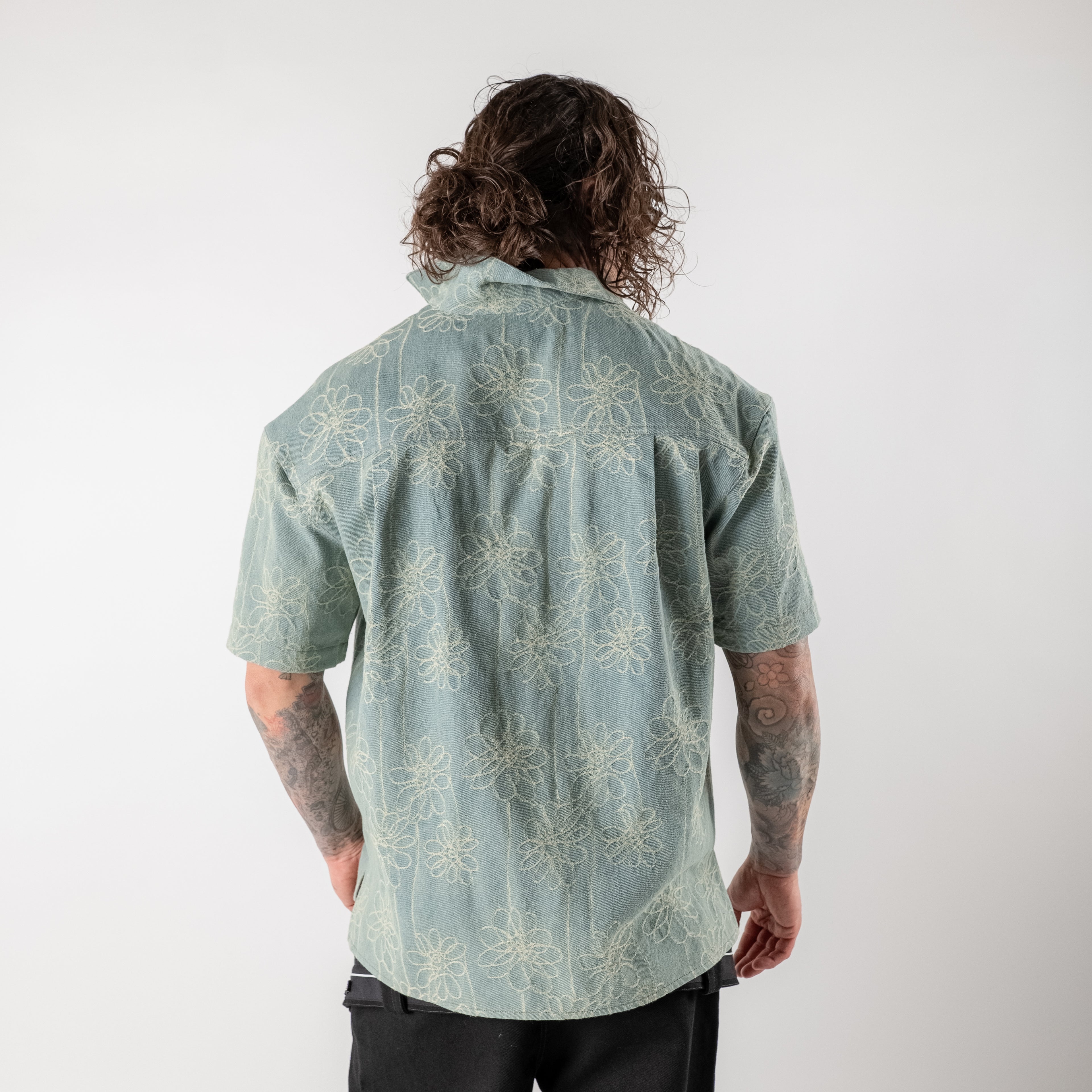 Flower embroidered shirt