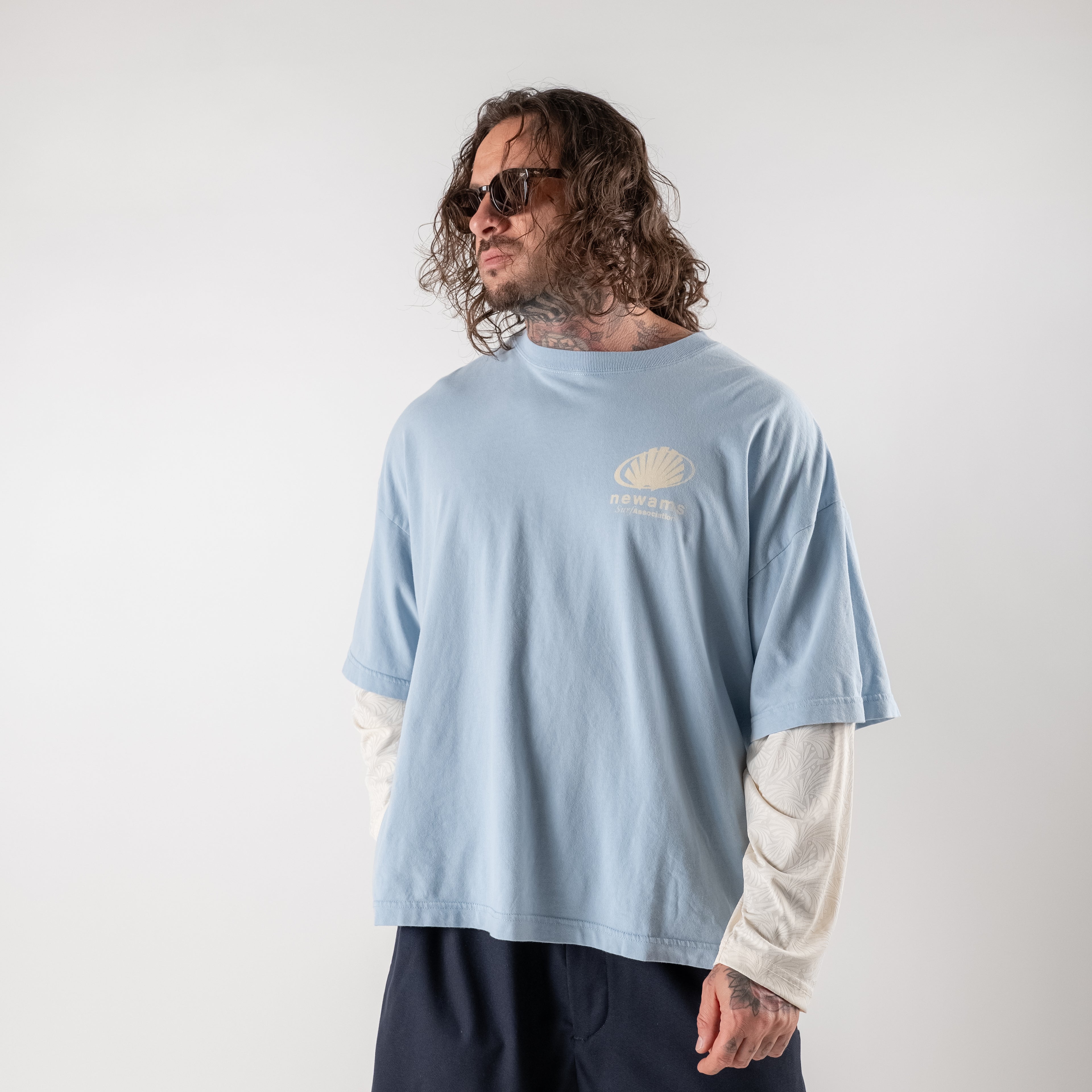 Double-sleeved T-shirt with corporate logo