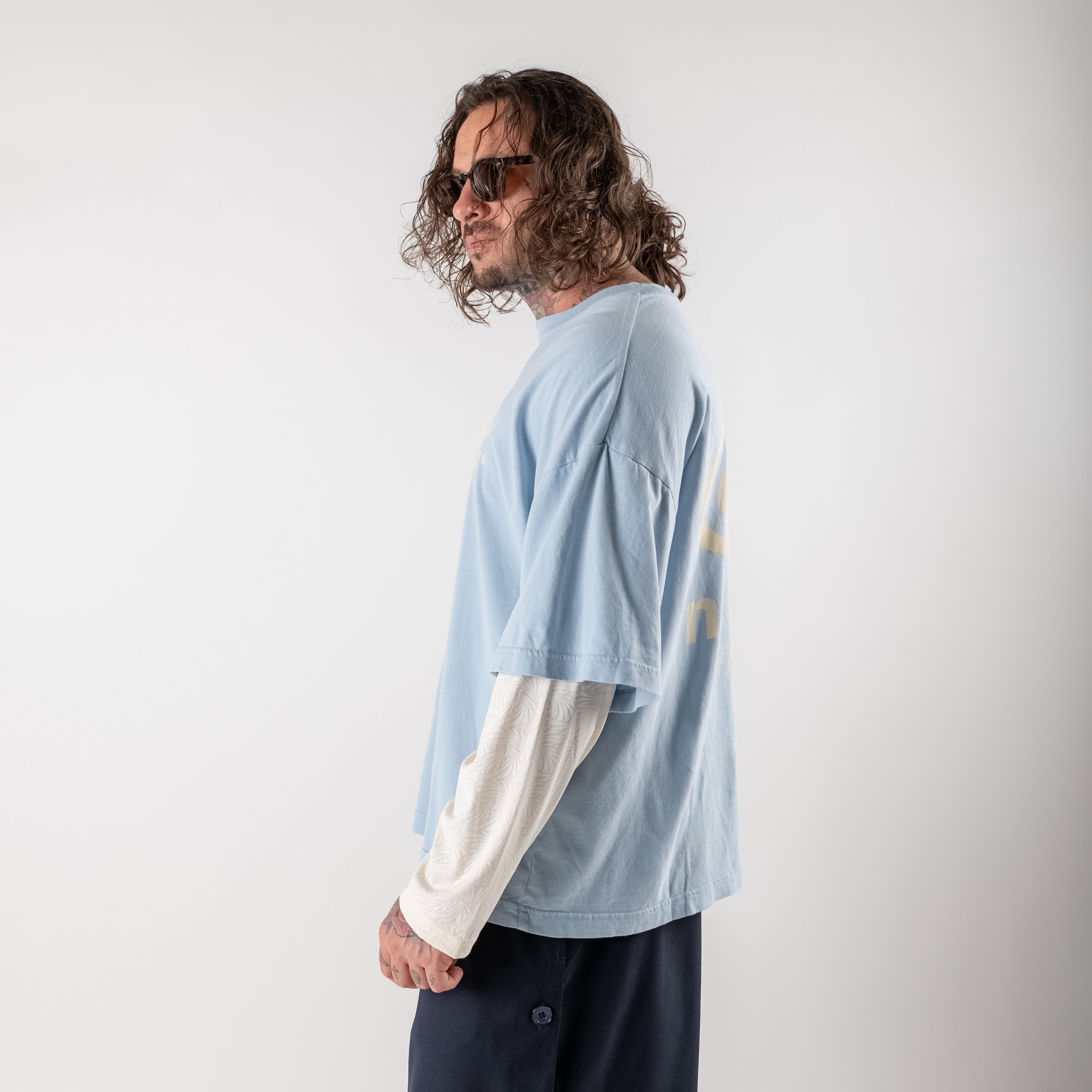 Double-sleeved T-shirt with corporate logo