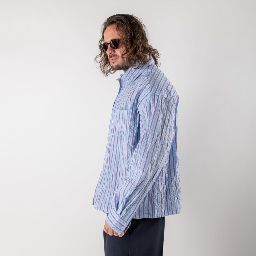 Wrinkled stripe shirt