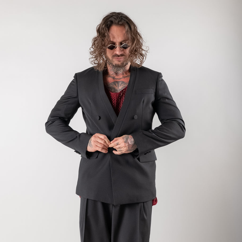 Collarless Double-Breasted Jacket