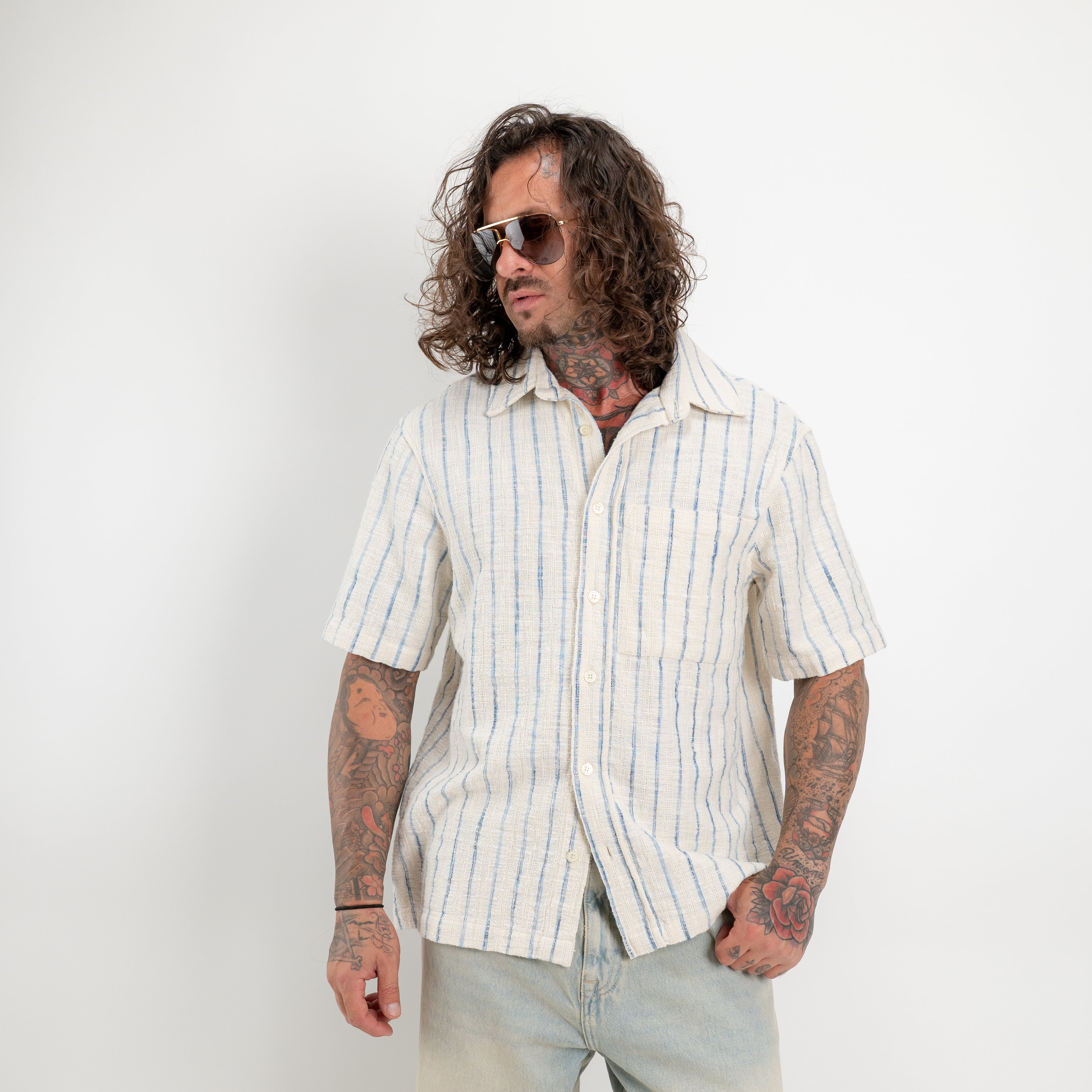 Camicia fiammata e righe